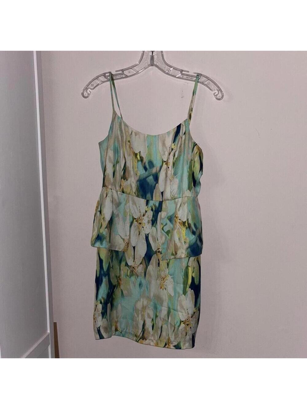 BB Dakota White Floral printed Sleeveless Dress Peplum Soft Semi Formal